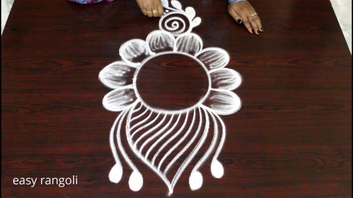 Small hand free Rangoli Designs with dots images